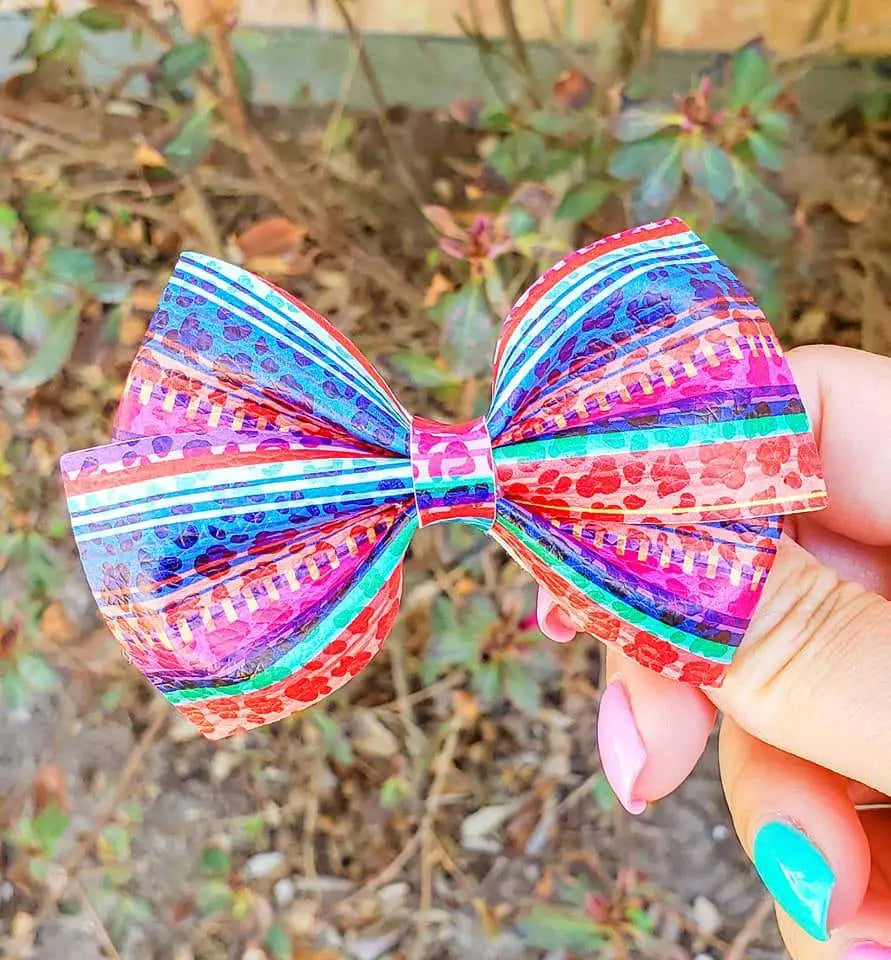 Isabella Bow- Wild Serape